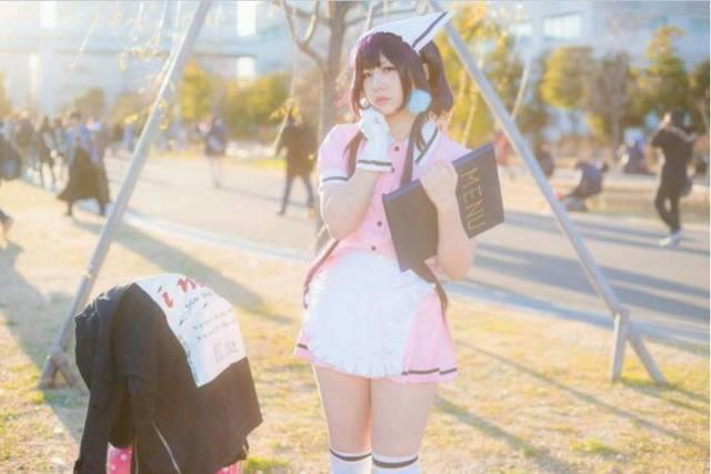 《调教咖啡厅》C93漫展莓香COS引发日网友关注！エロ又S！