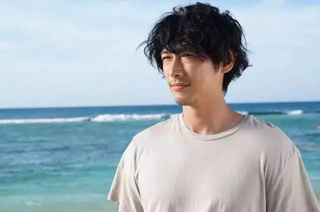 5月大片这么多，烂片该怎么活？