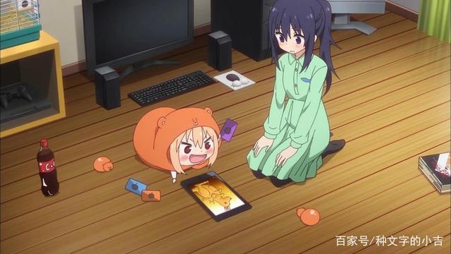 完美女高中生人前人后却是两副面孔，识破她的人竟全部大呼：好萌