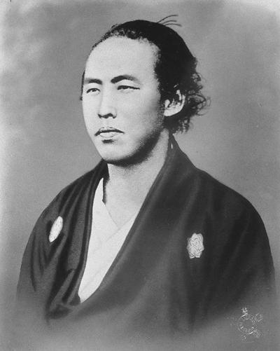 原来他们都长这样？日本历史人物真人与二次元形象对比