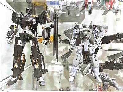 80后的机甲玩具“收藏梦”