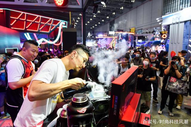 次元联动华硕鬼灭之刃、高达主板降临BW2021