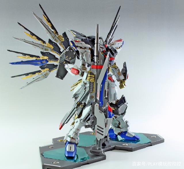 高达创形者外传，强袭自由MR-G高达模型