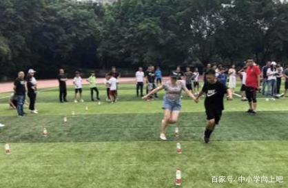 一年学费20 万，依然有很多学生挤破头也要上