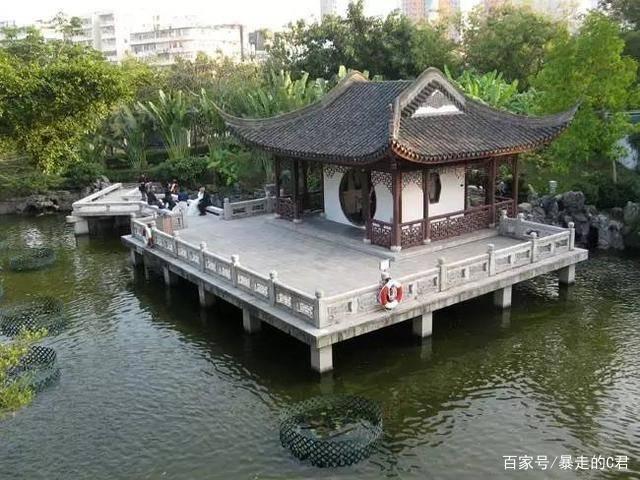 从多部影视作品中，看见香港曾经的疤痕-九龙城寨！