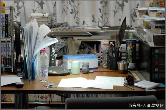 18位日漫漫画家大佬的工作室曝光，尾田的更乱？有的像牙医