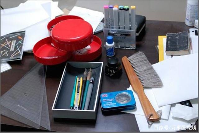 18位日漫漫画家大佬的工作室曝光，尾田的更乱？有的像牙医