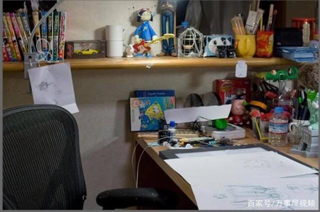 18位日漫漫画家大佬的工作室曝光，尾田的更乱？有的像牙医