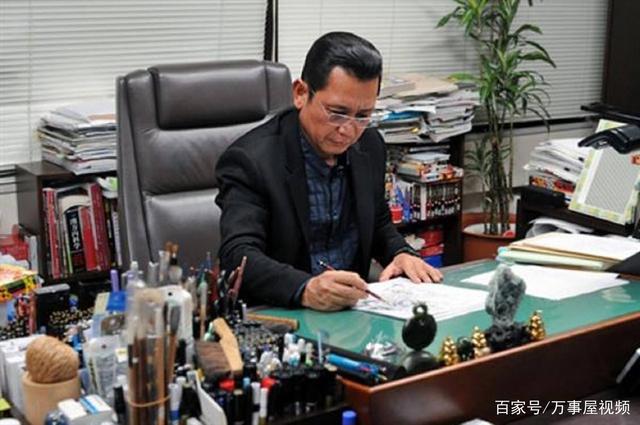 18位日漫漫画家大佬的工作室曝光，尾田的更乱？有的像牙医