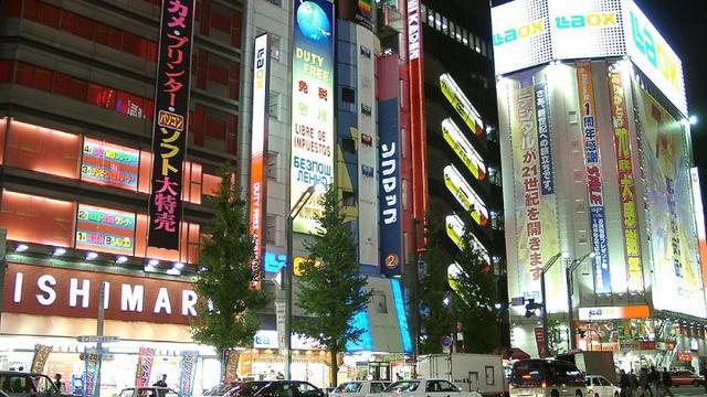 动漫迷的圣地，动漫城秋叶原，一条“女仆街”宅男们向往的地方