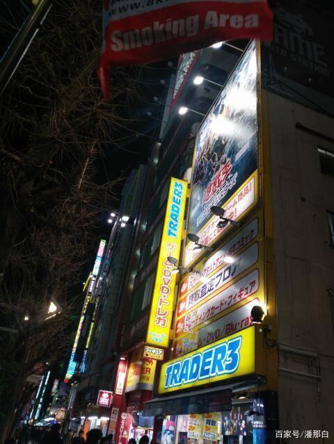 秋叶原旅行：中二与科技并存的奇幻世界，我的童年找回来了