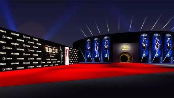 【网络文艺日报】“吃鸡“之争，赌上用户隐私值得吗？