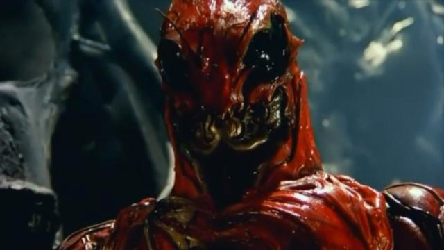 这特摄是漫友童年噩梦，魔法才能打败魔法，故他们用怪物对付怪物