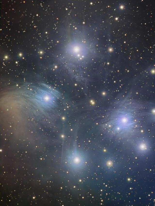 昴星团：七姊妹星团