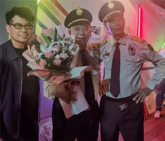 剧版强还是动漫强｜郭麒麟承包整个动物园《比得兔2：逃跑计划》中文配音惊喜满满