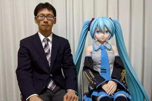 宅男还能相信自己的眼睛吗？“女神化滤镜”走红，大叔秒变女神