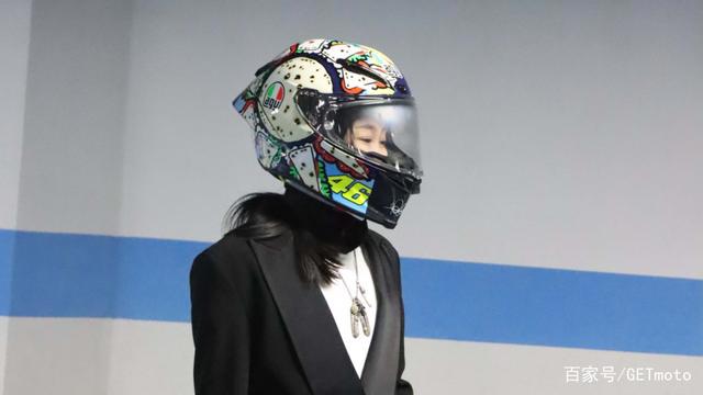 黄金骑行季即将到来，盘点五款春夏必入的绝美头盔