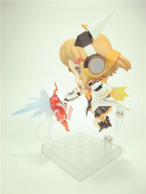 瞬间戳中萌点的立花响，更有超搞怪彩蛋等你来看！