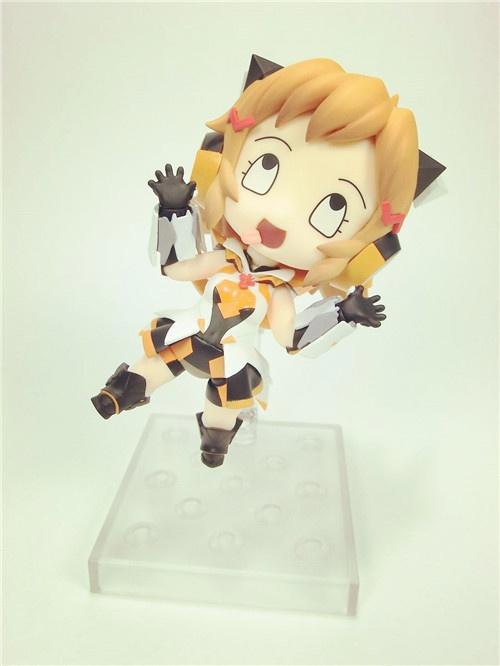 瞬间戳中萌点的立花响，更有超搞怪彩蛋等你来看！