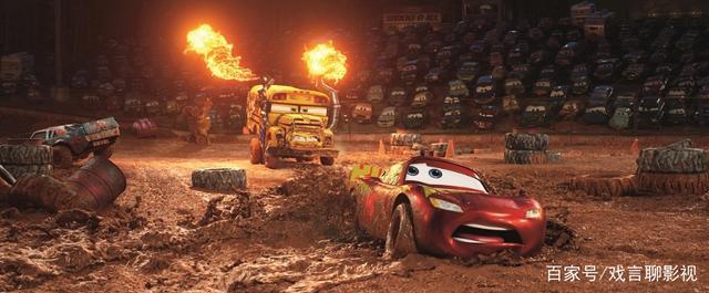 经典动漫电影赛车总动员，一个汽车成长的故事，这部电影百看不厌