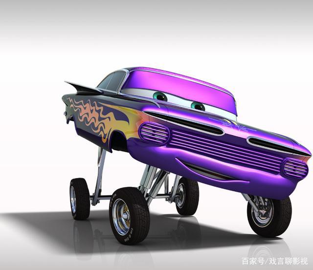 经典动漫电影赛车总动员，一个汽车成长的故事，这部电影百看不厌