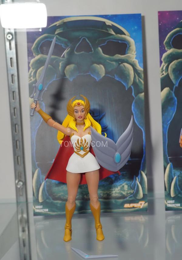 美漫志｜《非凡的公主希瑞》：30年前女超人来访