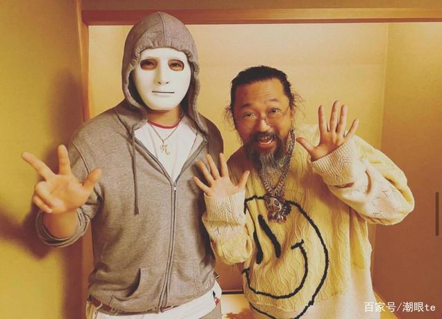 潮眼te丨村上隆为日本喜剧人特制版画，阿基拉动漫电影即将上线