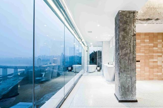 重庆48小时｜在这座火辣的城市里，体验它的5D魔幻感