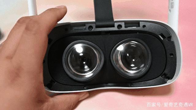 全家都能玩起来！爱奇艺奇遇3VR一体机体验评测