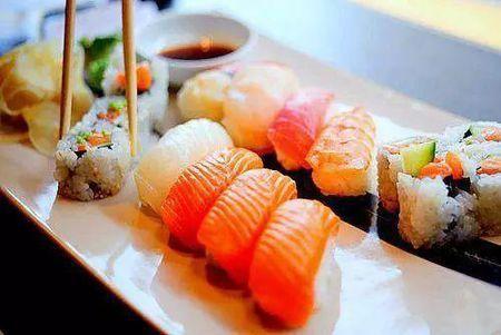 为什么有很多人嘴上说讨厌日本，却经常去吃日本料理？