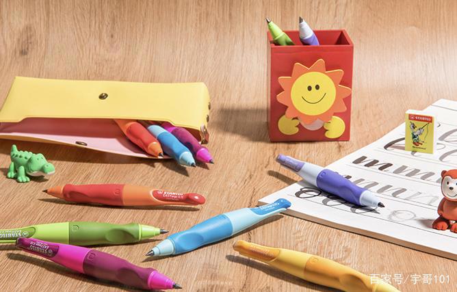 现在小学生的铅笔盒里装着这些！？70、80、90、00后集体out