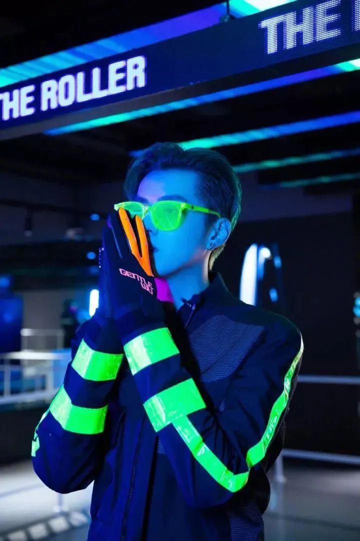 千禧风Y2K造型大赏，看不懂是你out了！