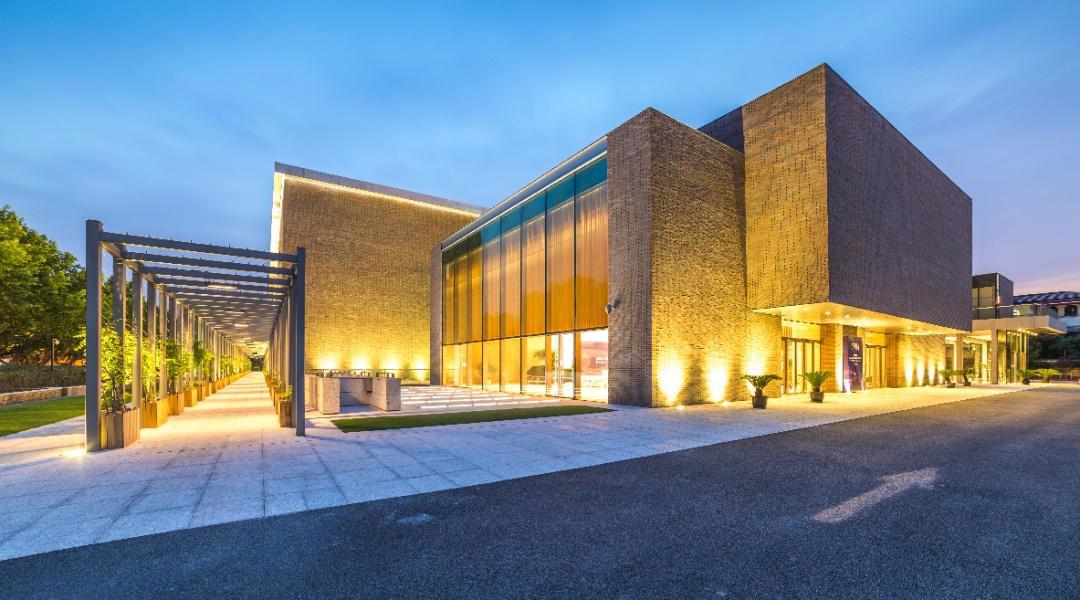 四月观演指南来啦！戏很多，到时候一起来看吧！