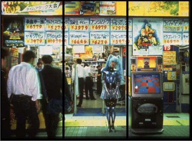 她可能是史上最酷的coser，星辰、宇宙和外星人，比科幻还要科幻