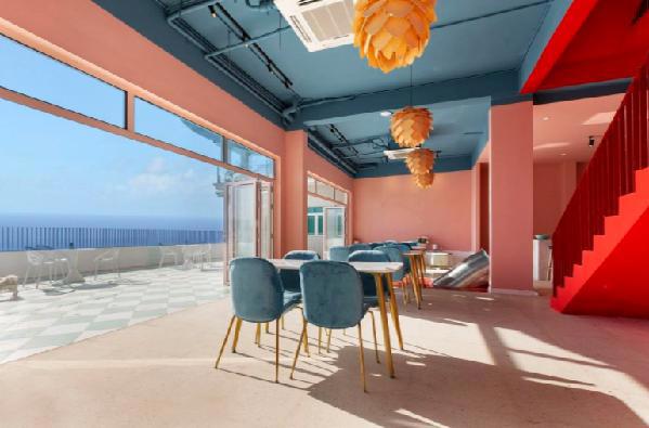 这些治愈民宿里，藏着宫崎骏动漫里的同款夏天