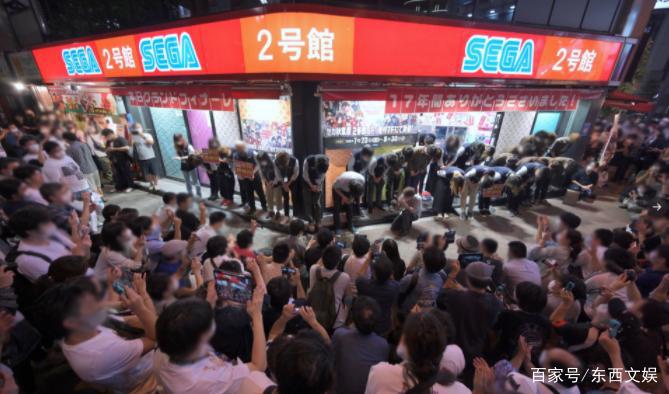 疫情笼罩的日本文娱：危机共生，步履不停｜深度