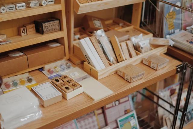 以我微薄的薪水，能让孩子实现文具自由吗？