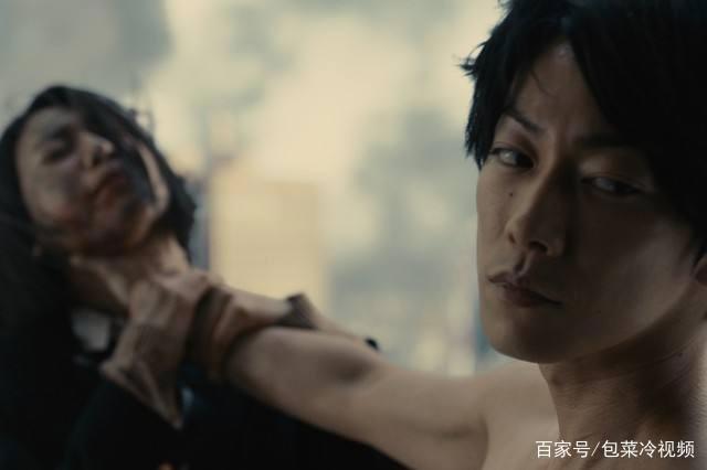 《犬屋敷，真人版》一部被电影名耽误的科幻大片