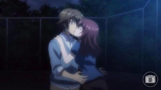 这部动画的主角有着“黑化”的理由，但依然善待他人