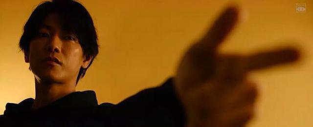 一部另类讽刺的科幻片，《犬屋敷》展露社会百态之丑