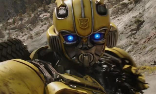 《大黄蜂》：从间谍到保镖再到萌宠，终于有了属于自己的独立电影