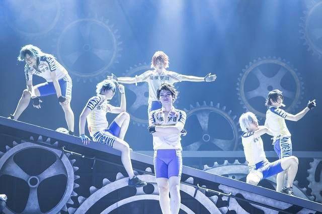 魔性依旧！《pop子》音乐专辑封面