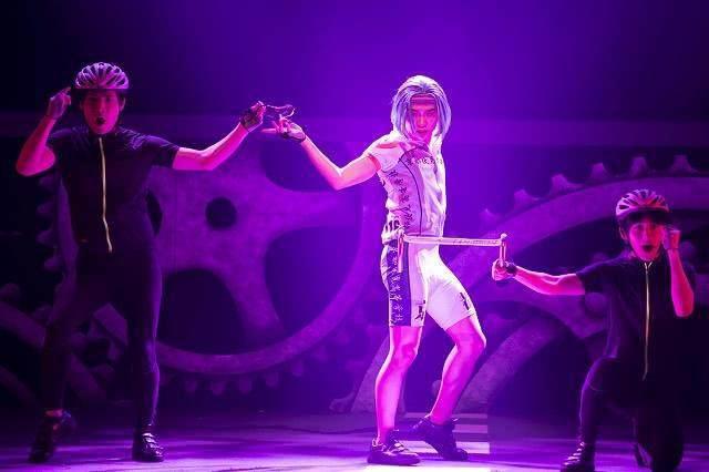 魔性依旧！《pop子》音乐专辑封面