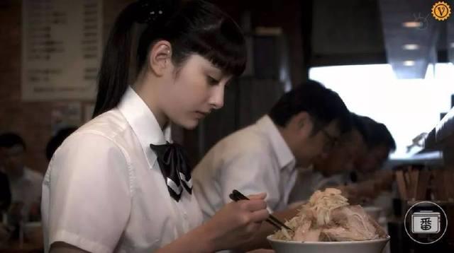 这部新番告诉我们：只有热爱拉面的人，才能脱单