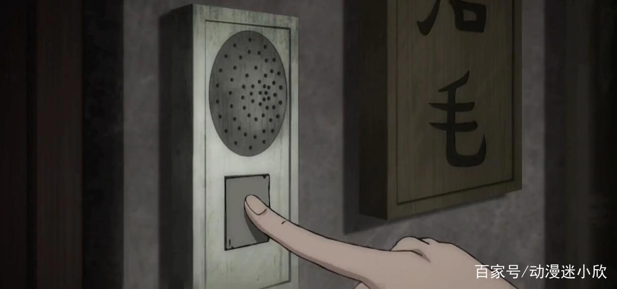 小帅哥惹上丑邻居,每天半夜被骚扰,男孩子也要保护好自己