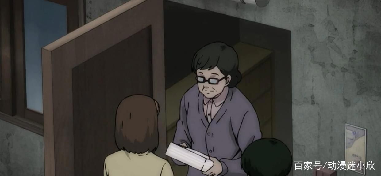 小帅哥惹上丑邻居,每天半夜被骚扰,男孩子也要保护好自己