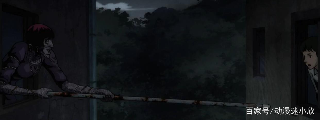 小帅哥惹上丑邻居,每天半夜被骚扰,男孩子也要保护好自己