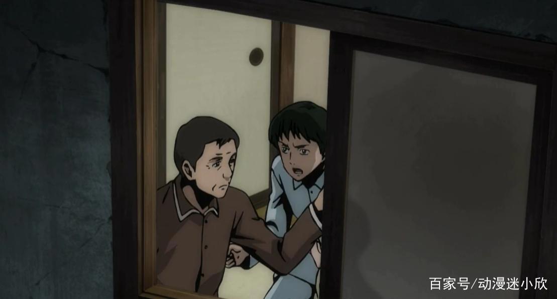 小帅哥惹上丑邻居,每天半夜被骚扰,男孩子也要保护好自己