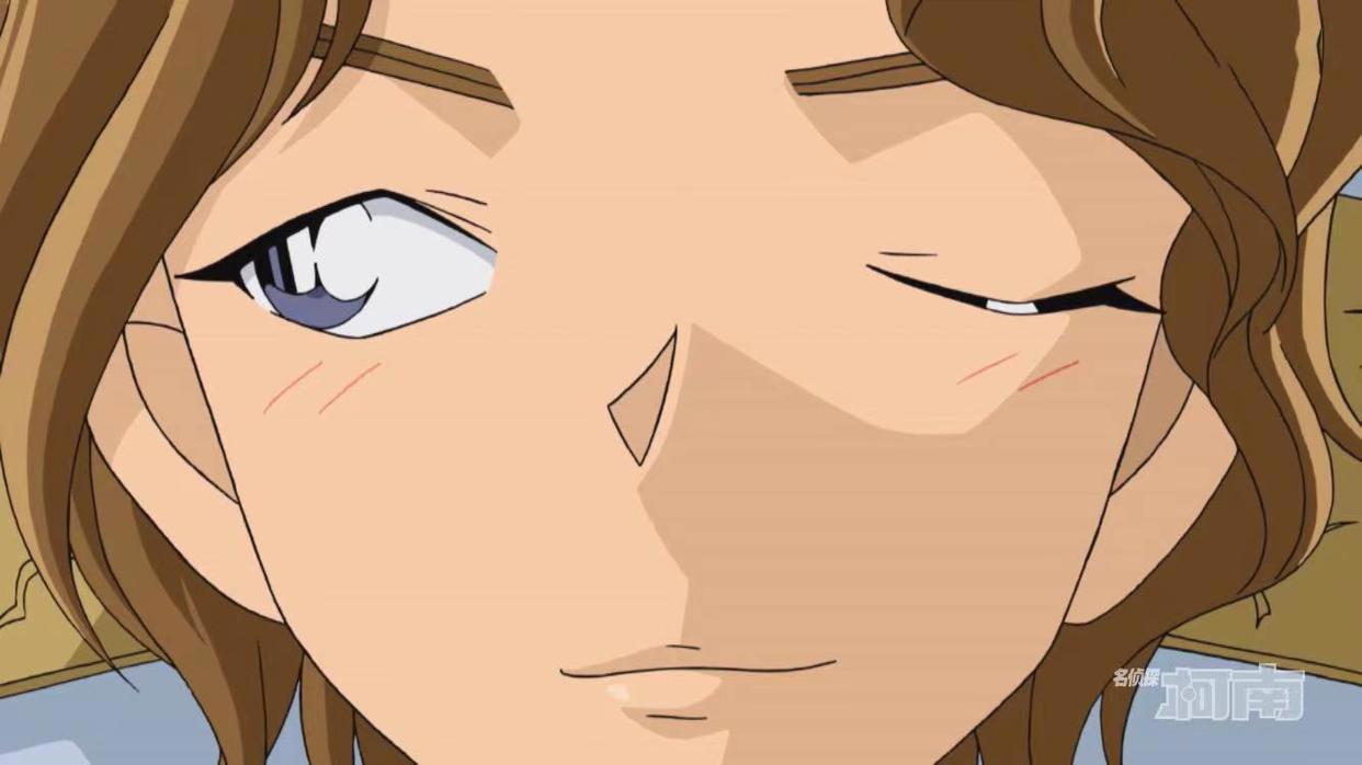 名侦探柯南漫改动画播出，红叶伊织出场豪气，新兰不好意思通电话