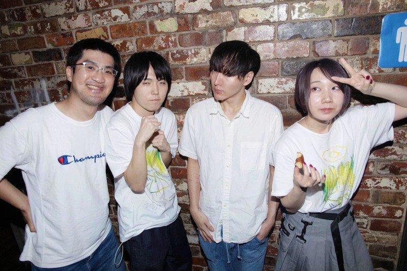 《进击的巨人》最终季主题曲太神！解谜“神圣放逐乐队”4大秘辛，超失控主唱の子爆红